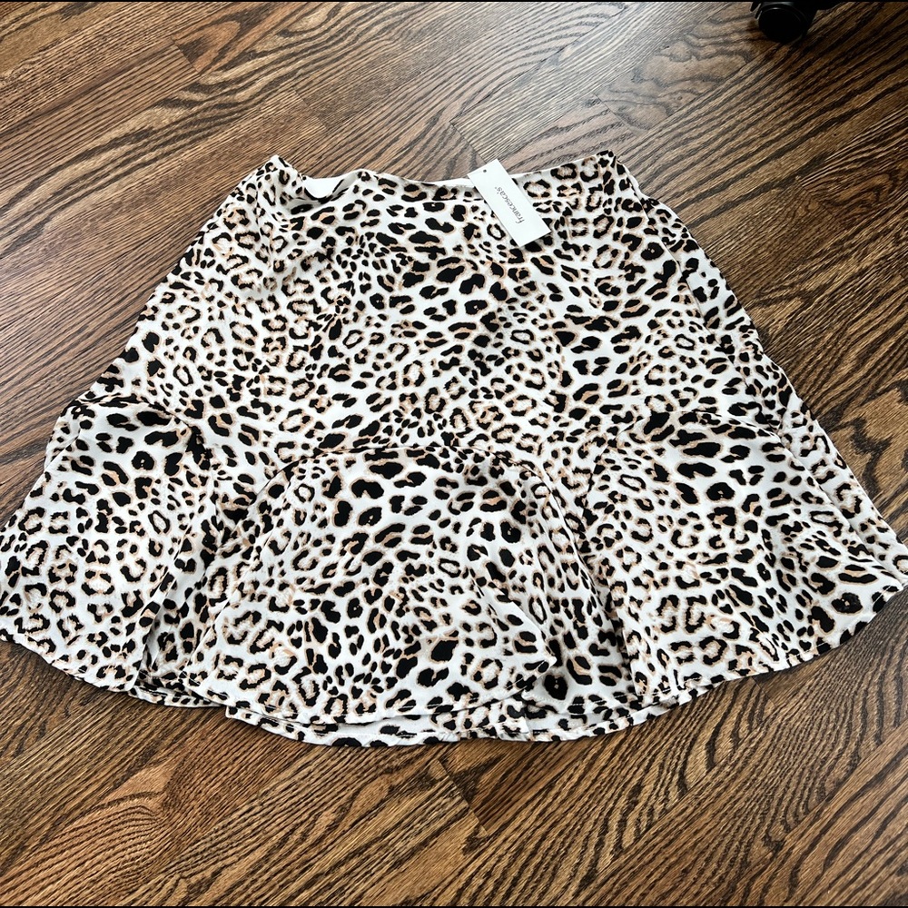 Francesca’s flowy cheetah skirt